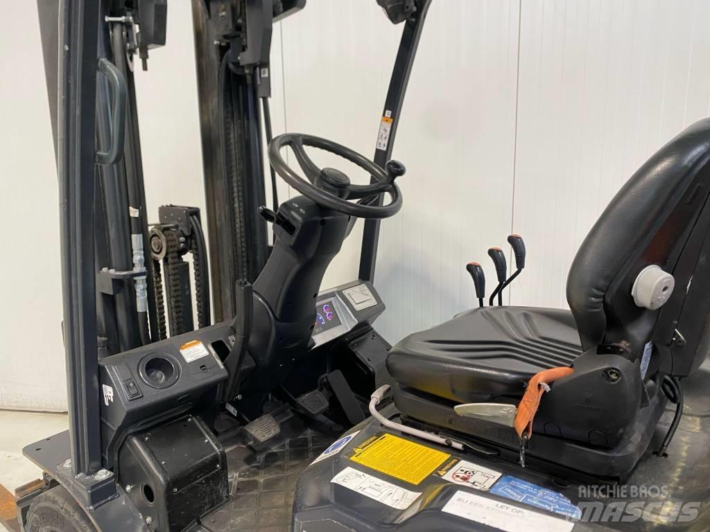 Doosan G25N-7 Nestekaasutrukit