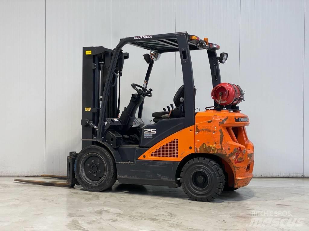 Doosan G25N-7 Nestekaasutrukit