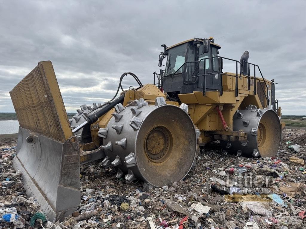 CAT 836 Kaatopaikkajyrät