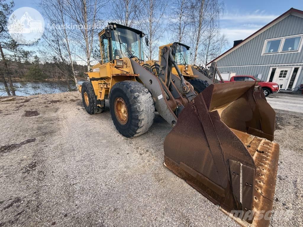 Volvo L 120 C Pyöräkuormaajat