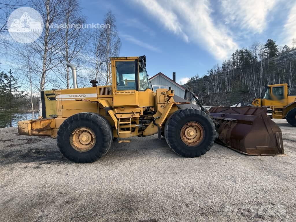 Volvo L 120 C Pyöräkuormaajat