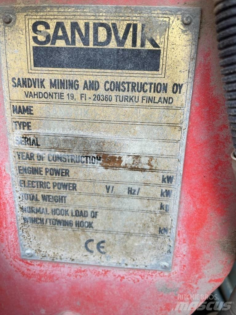 Sandvik LH 410 Maanalaiset lastauskoneet