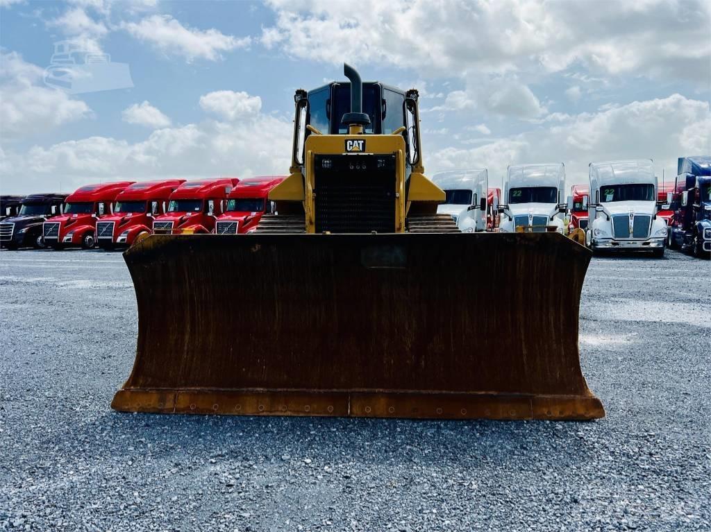 CAT D 6 N XL Telaketjupuskutraktorit