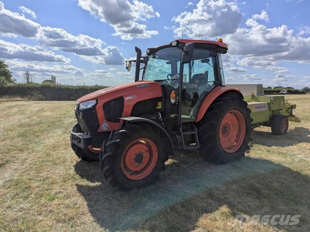 Kubota M 5-111 Traktorit