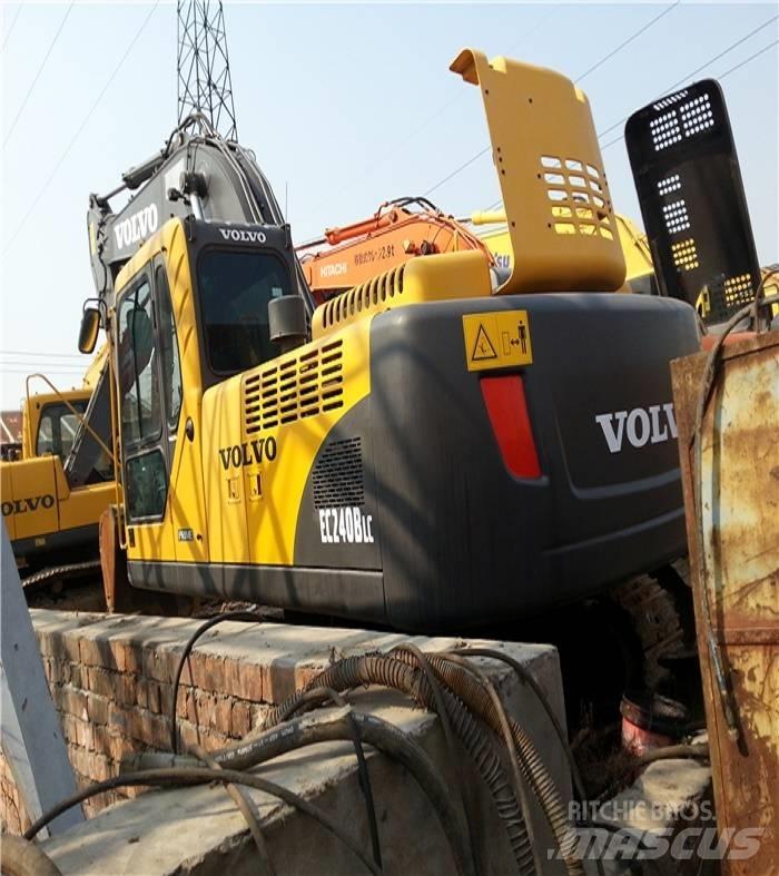 Volvo EC 240 B LC Telakaivukoneet