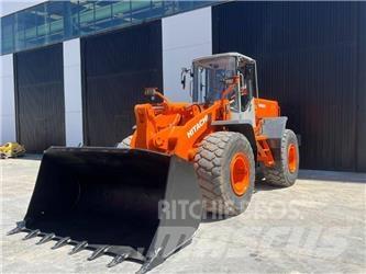 Hitachi LX 210 E Pyöräkuormaajat