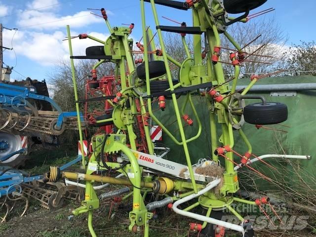 CLAAS Volto 900 Pöyhimet ja haravat