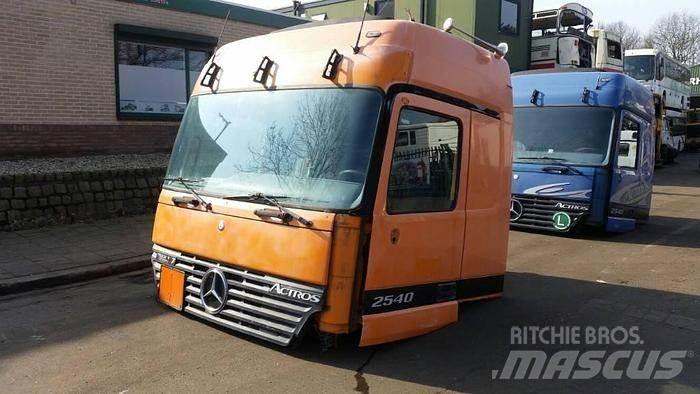 Mercedes-Benz 2540 Muut