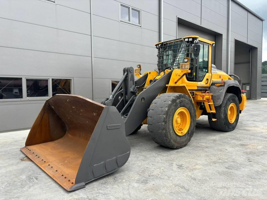 Volvo L 120 H Pyöräkuormaajat