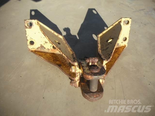 Komatsu D65EX PX Telaketjupuskutraktorit