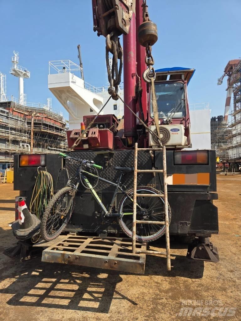 Krupp KMK 5110 Mobiilinosturit