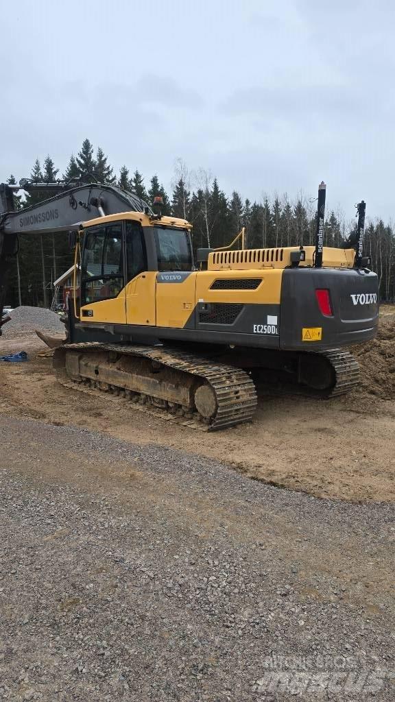Volvo EC 250 D L Telakaivukoneet