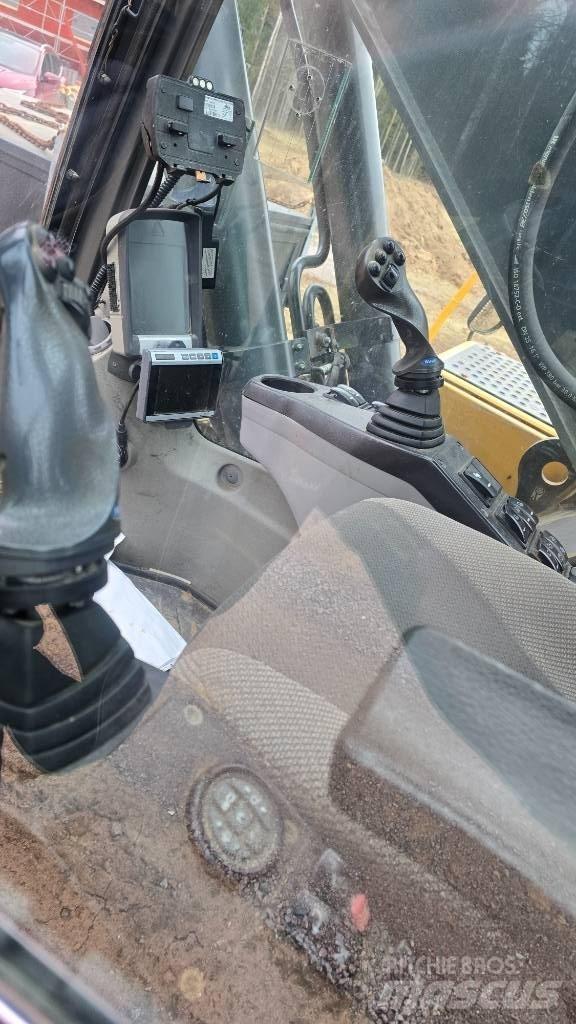 Volvo EC 250 D L Telakaivukoneet