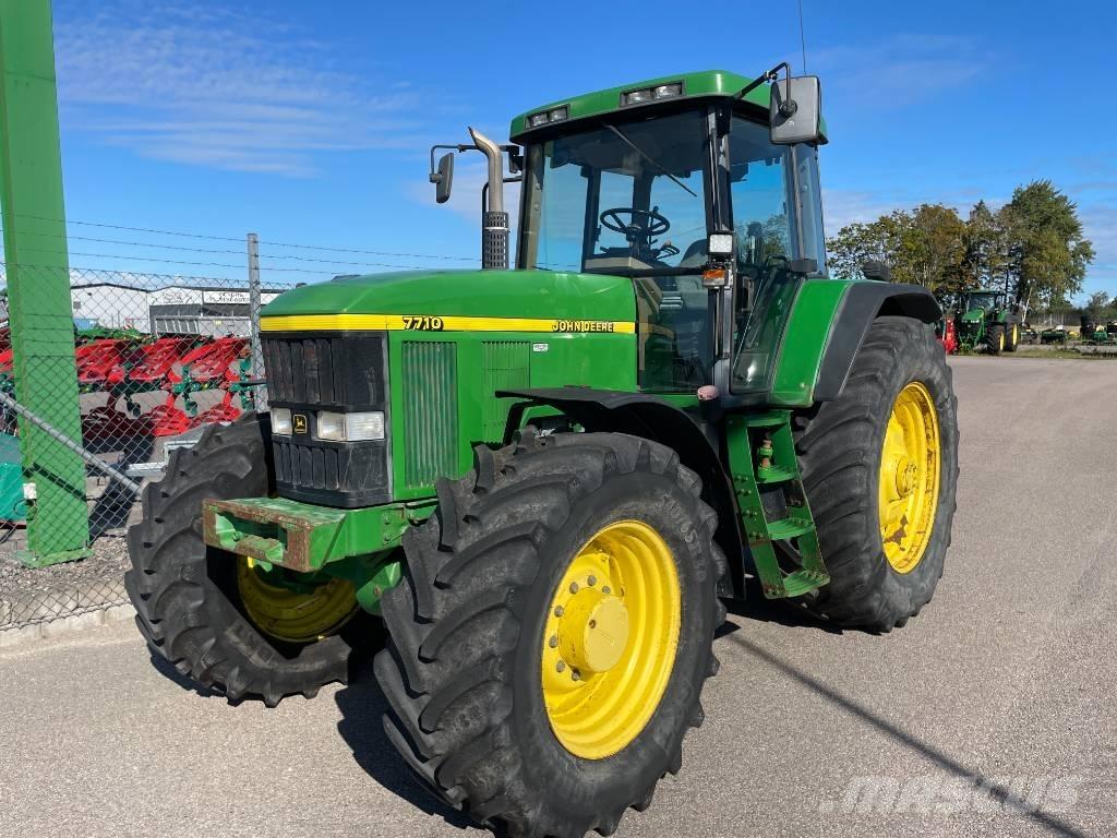 John Deere 7710 Traktorit