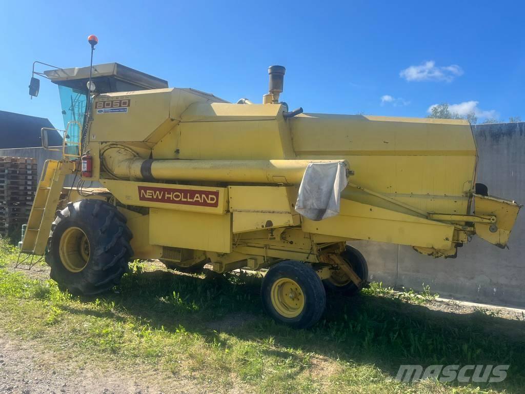New Holland 8050 Leikkuupuimurit