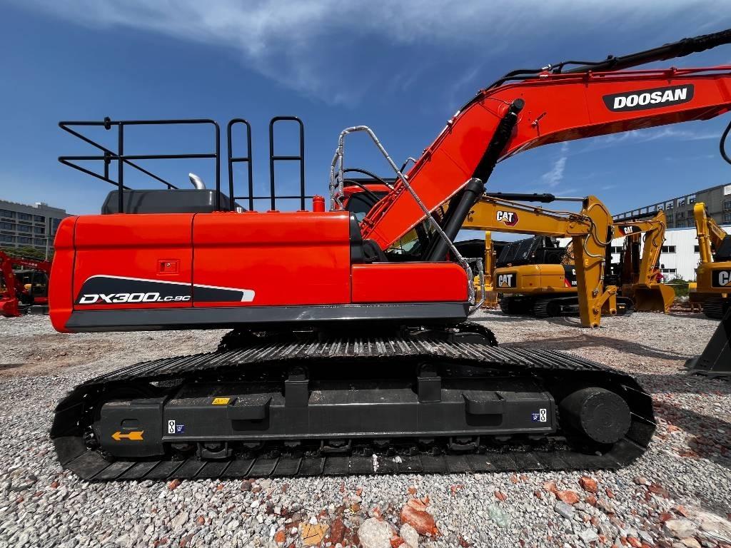 Doosan DX 300 LC-9C Telakaivukoneet