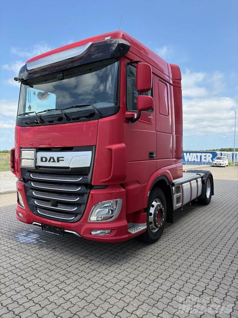 DAF XF 450 Vetopöytäautot