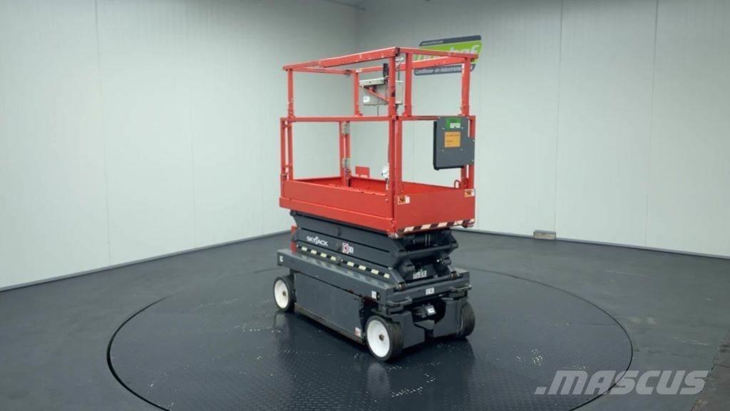 SkyJack SJ3219 Saksilavat