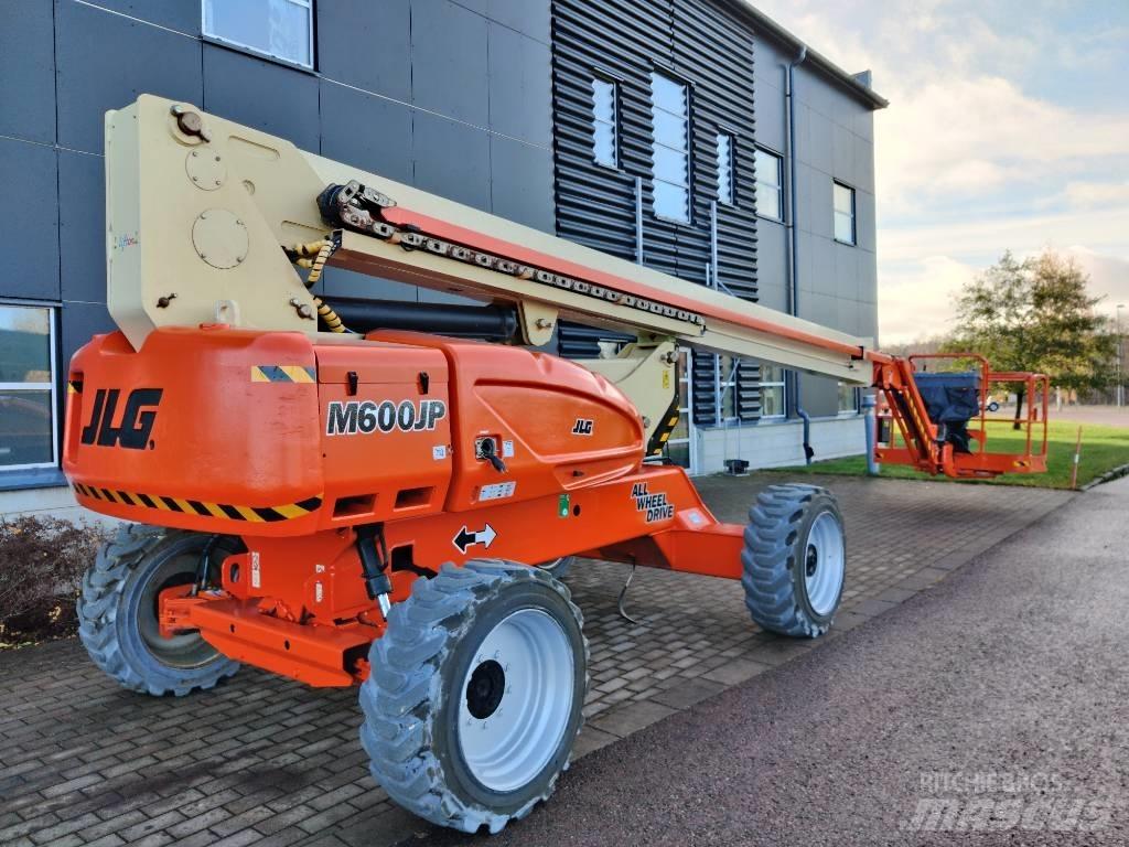 JLG M600JP Bomlift Kuukulkijat