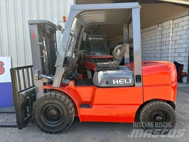 Heli HFD40 Dieseltrukit
