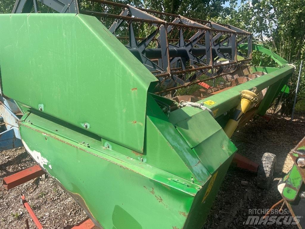 John Deere 2058 Leikkuupuimurit