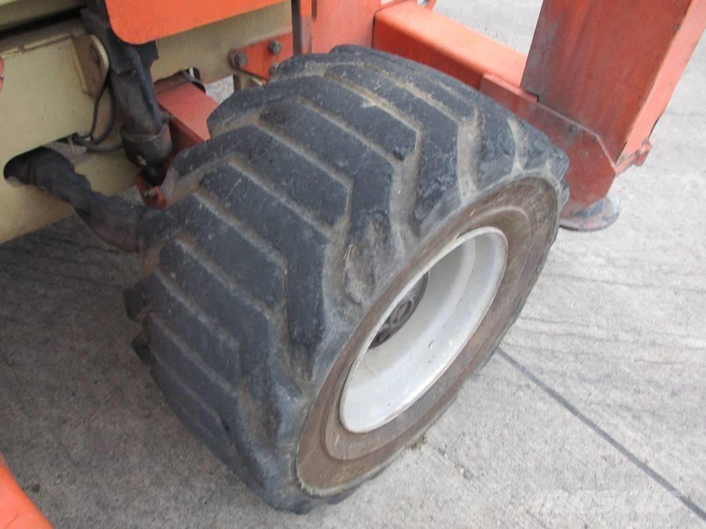 JLG 4394 RT (676) Saksilavat