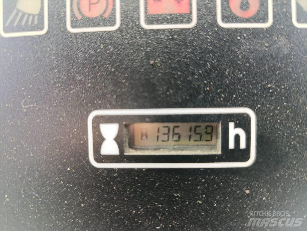 Hanomag 15 F Pyöräkuormaajat