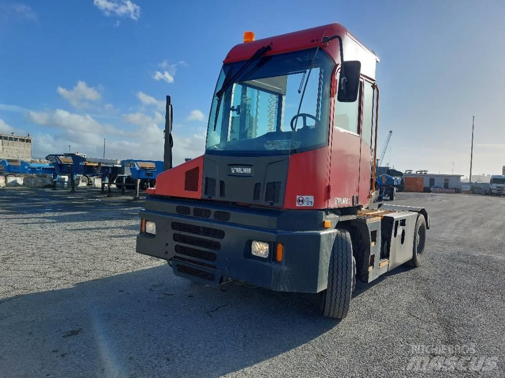 Kalmar T2 Terminaalitraktorit