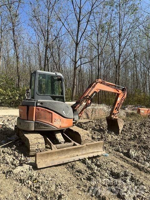 Hitachi ZX50 Telakaivukoneet