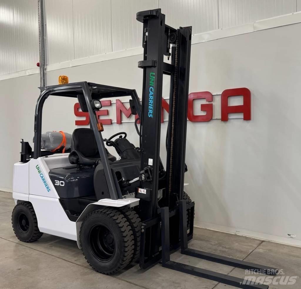 TCM 10694 - FHGE30T5 Nestekaasutrukit