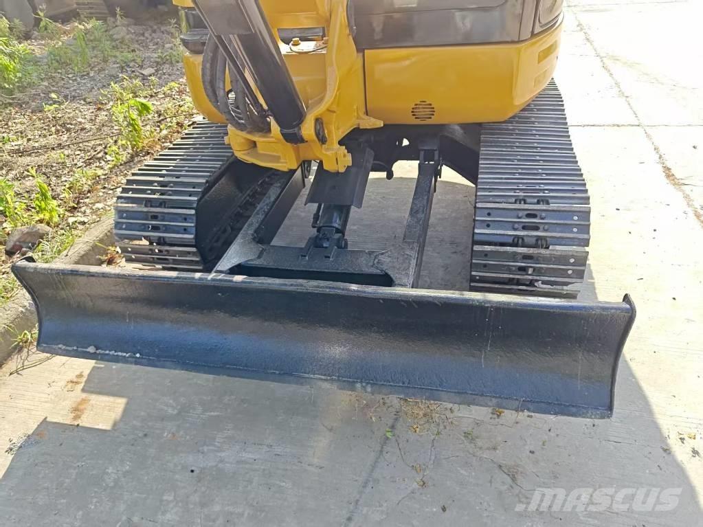 CAT 304 CR Minikaivukoneet < 7t