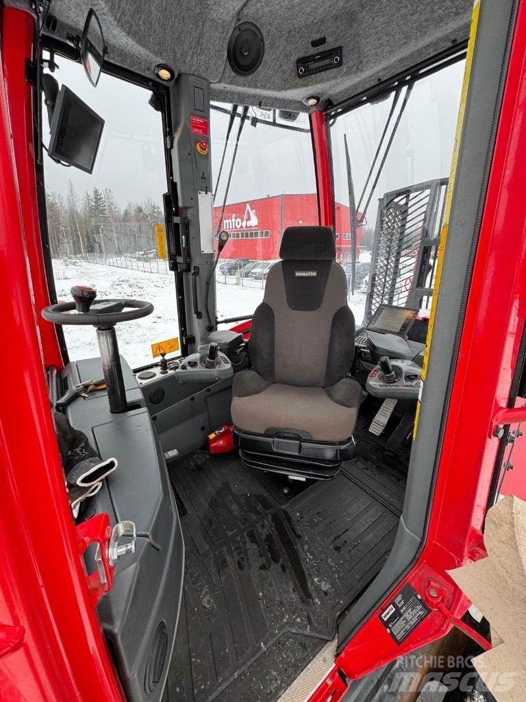 Komatsu 875 Kuormatraktorit