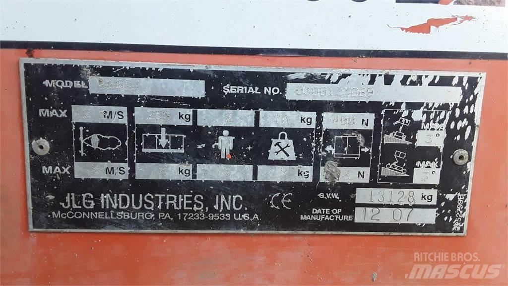 JLG 660SJG Teleskooppipuominostimet