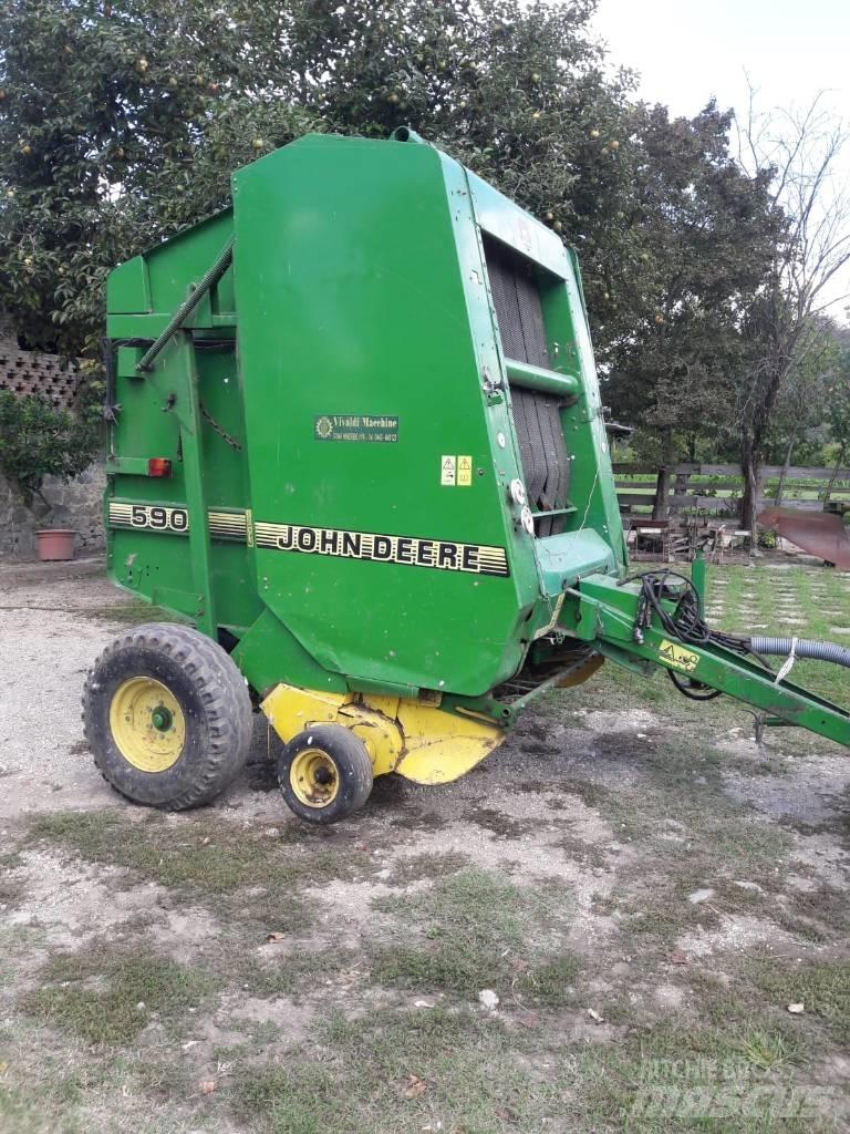 John Deere 590 Pyöröpaalaimet