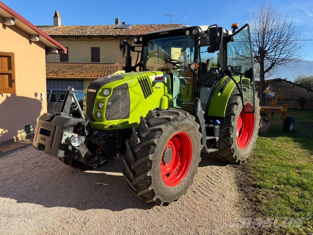 CLAAS Arion 450 Traktorit