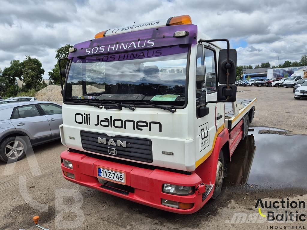 MAN 8.174 LLC Hinausautot