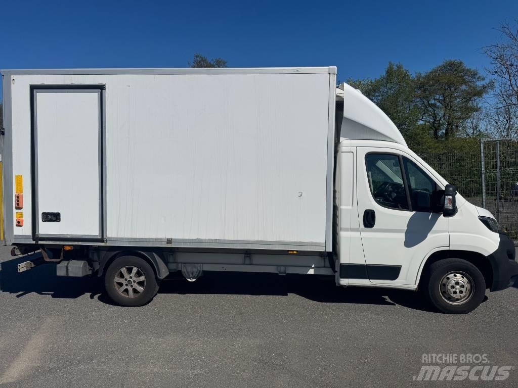 Peugeot Boxer Pakettiautot