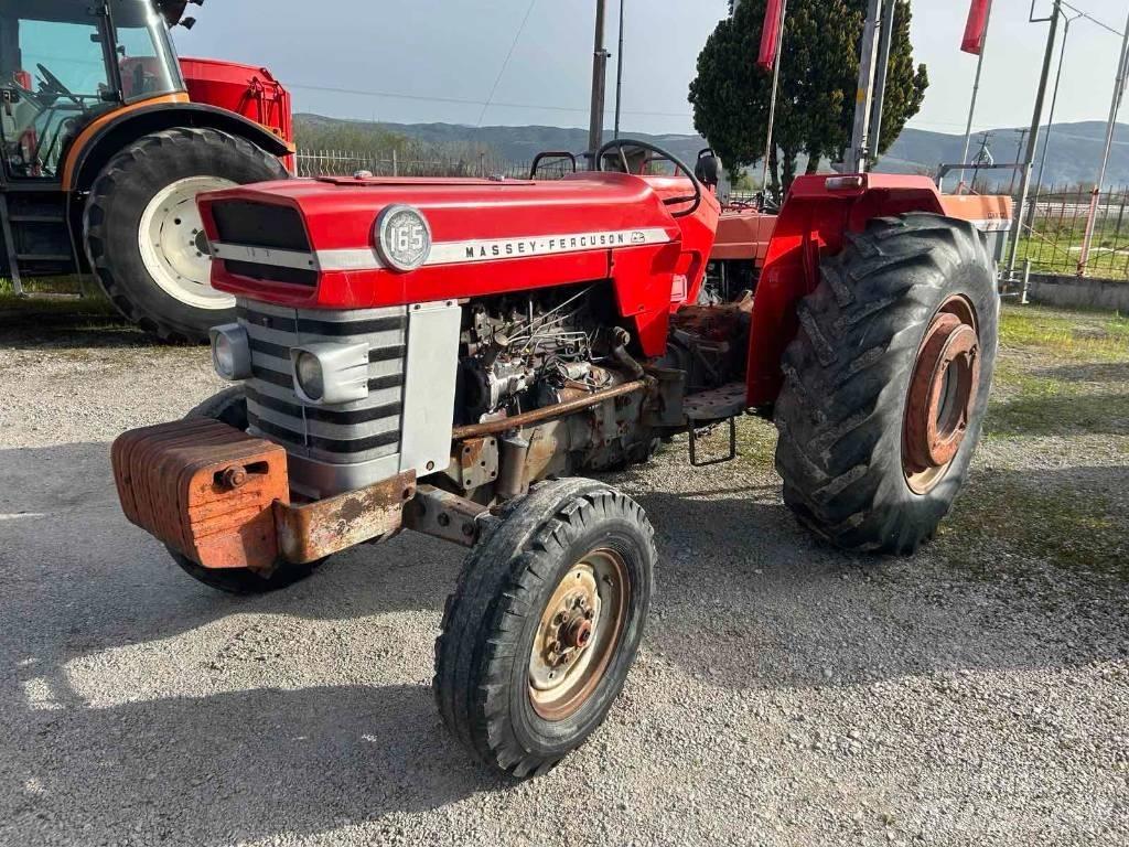 Massey Ferguson 165 Traktorit