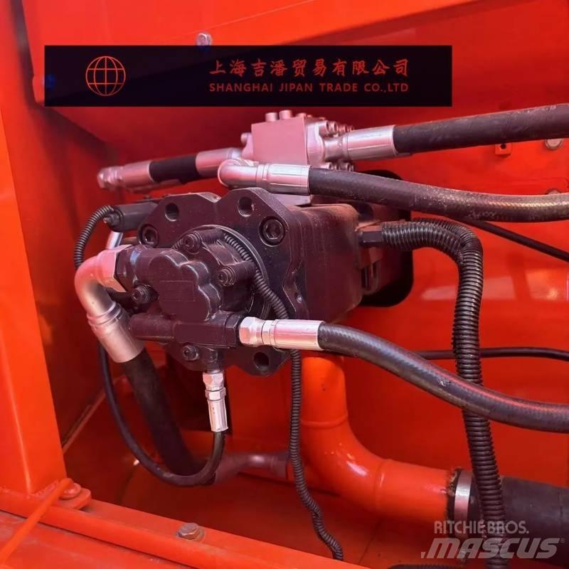 Doosan DX 150 Midikaivukoneet 7t - 12t