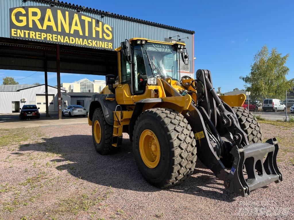 Volvo L 120 H / L120H Pyöräkuormaajat