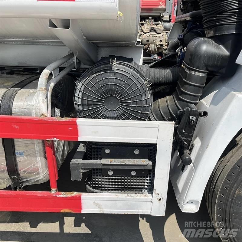 Shacman F 3000 Säiliöautot