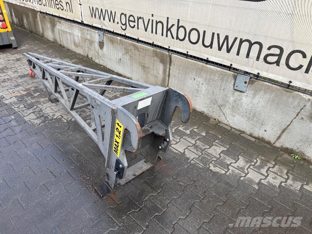 Bobcat Bud 4483 Muut