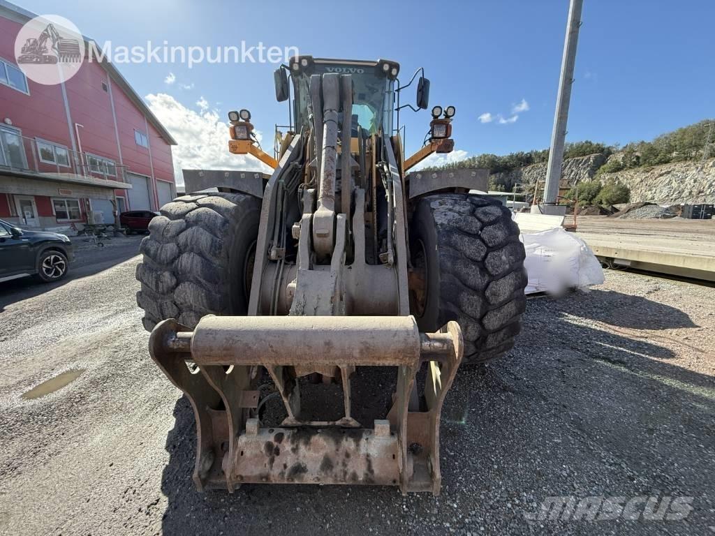 Volvo L 180 F Pyöräkuormaajat
