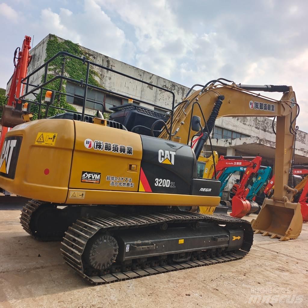 CAT 320 D Telakaivukoneet