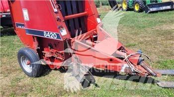 Case IH 8420 Pyöröpaalaimet