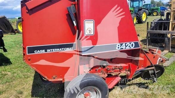 Case IH 8420 Pyöröpaalaimet