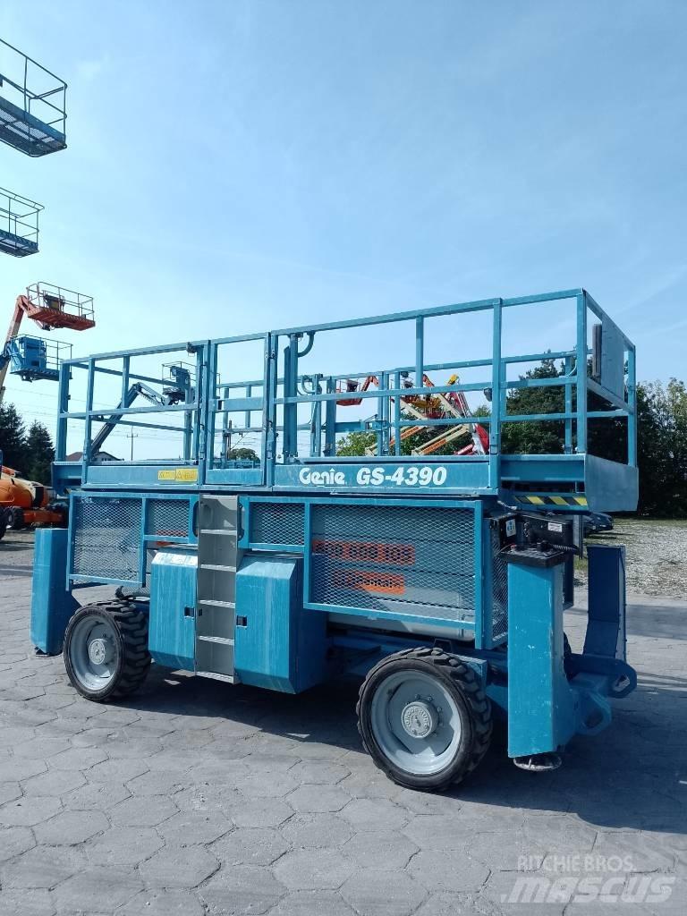 Genie 4390 Saksilavat