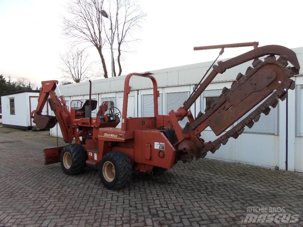 Ditch Witch 4010 DD Ketjukaivurit