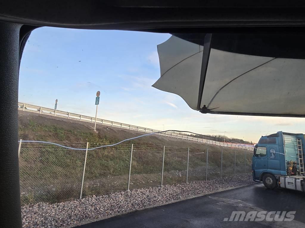 Volvo FM 330 Umpikorikuorma-autot