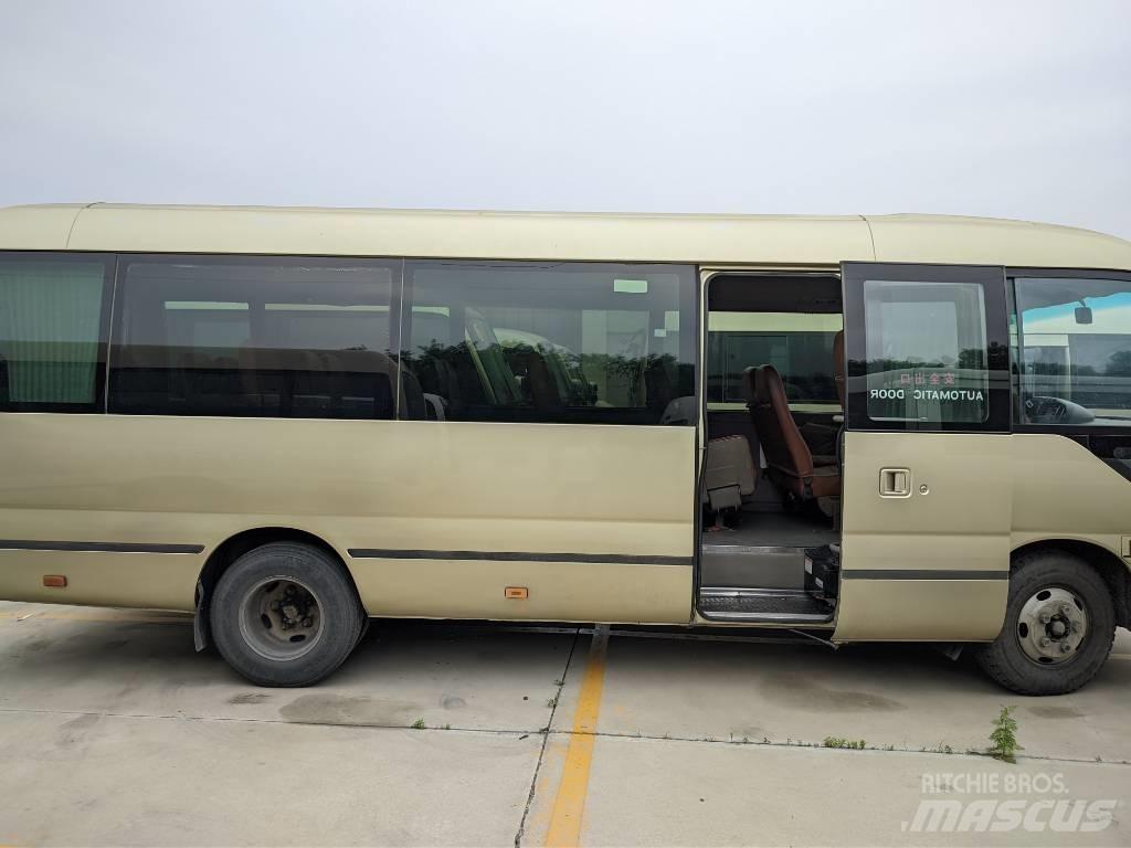 Toyota Coaster Linjaliikennebussit